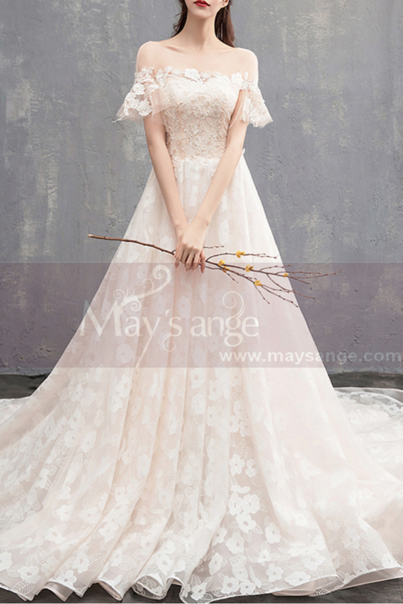 lace flutter sleeve wedding dress