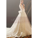 Bohemian-Inspired Wedding Dresses With Pretty Knot And Very Long Train - Ref M1903 - 03