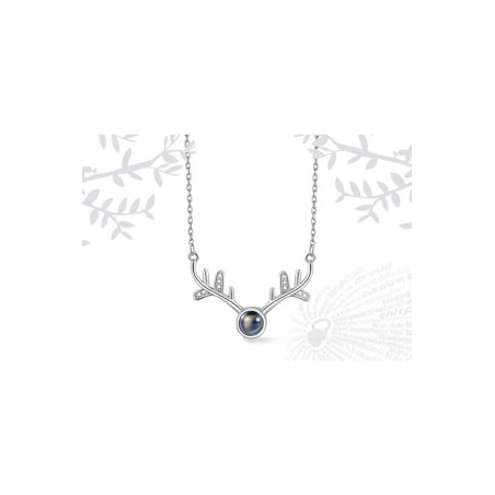 Collier corne de cerf avec perle noire