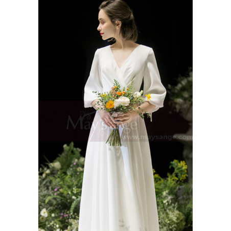 Robe Soirée Blanche Simple Pour Mariage Dos Nu Manche Longue Fermée En Mousseline