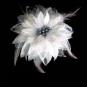 Petite fleur Blanche Coiffure Mariage - Ref B026 - 02