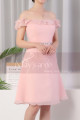 Robe Courte Rose Col Bardot A Volant Et Ceinture Brillante - Ref C924 - 03