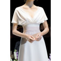 Scalloped V-Neck White Vintage Wedding Dresses With Sleeves - Ref L1989 - 05