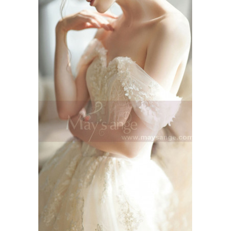Robe De Mariée Princesse Vintage Ivoire Corsage à Lacets Et Épaules Dénudées