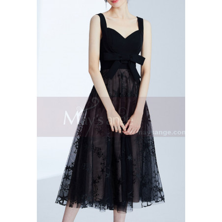 Robe De Fête Simple Noir A Bretelles Jupe Etoilée En Tulle