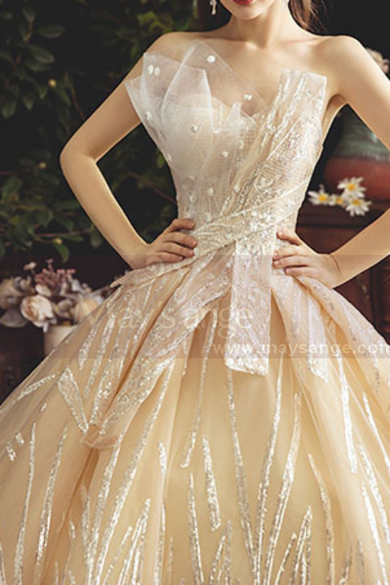 Robe Princesse Mariage De Luxe Champagne Dorée - Ref M080 - Robes de mariée