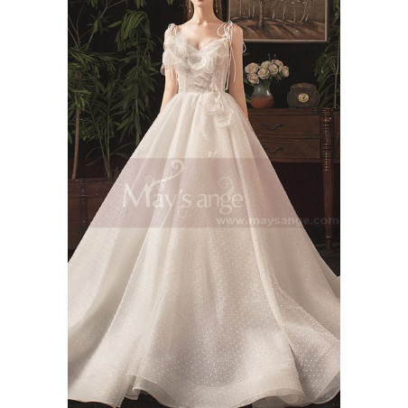 V Neckline Summer Wedding Dresses With Pretty Bow And Tie-Up Strap