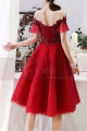 Robe Courte Bal Rouge Col Bardot Et Broderie - Ref C1943 - 05