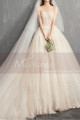 Off White Long Train Wedding Dress With Thin Strap - Ref M083 - 03