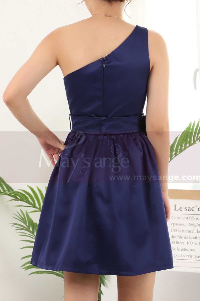 Robe De Fête Courte Bleu Asymétrique Jolie Ceinture A Noeud - Ref C911 - 01