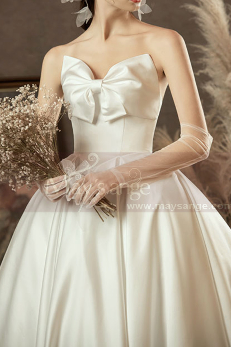 Beautiful White Satin Wedding Dress Romantic Strapless Knot - Ref M1253 - 01