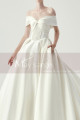 Splendid Tie Neck Bodice Satin Bridal Gowns With Long Train - Ref M1265 - 02