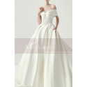 Splendid Tie Neck Bodice Satin Bridal Gowns With Long Train - Ref M1265 - 03