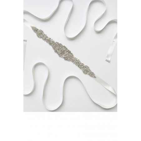 Jolie ceinture satin blanc et strass
