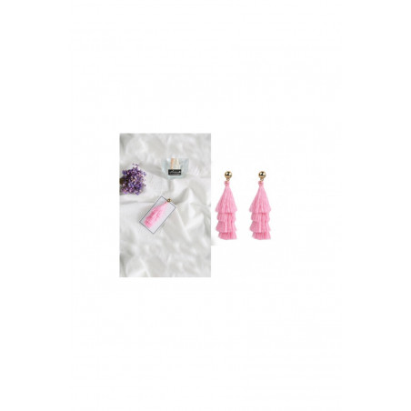 Pink tassel earrings for bohemian look