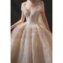 Sparkling Ivory Off The Shoulder Best celebrity Wedding Gown - Ref M1251 - 05