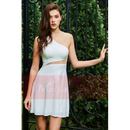robe de cocktail blanche courte sexy