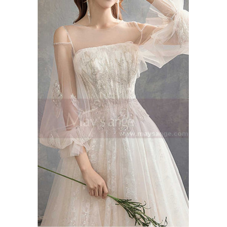 Long Sleeve Vintage Wedding Dresses With Transparent Tulle Bodice And  Golden Glitter