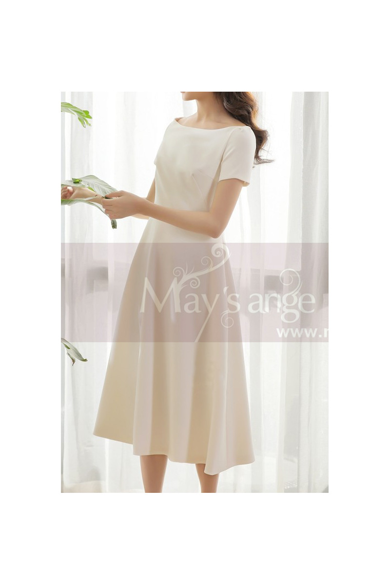 Robe Classe Pour Un Mariage Blanc Cass?� Avec Manches Courtes - Ref M1308 - Robes de mari?�e