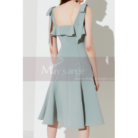 Tenue De Fête Femme Courte Classe Gris Argenté A Bretelles