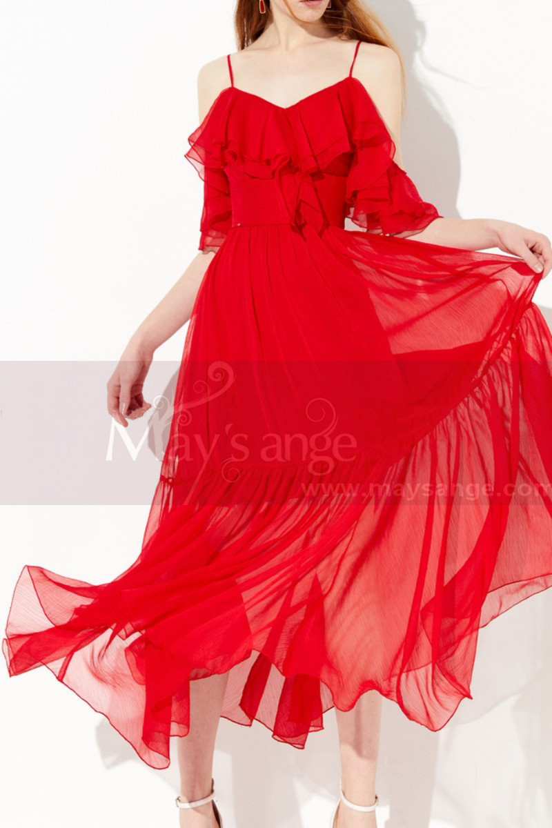 Robe De Soirée Rouge Vif Longue Légère A Bretelles Et Volant Ref L2048 Robes de soirée Robe De Soirée Rouge Vif Longue Légère A Bretelles Et Volant Ref L2048 Robes de soirée
