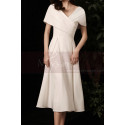 Off White Short Pretty Wedding Dresses With Covered Shoulder - Ref M1291 - 03