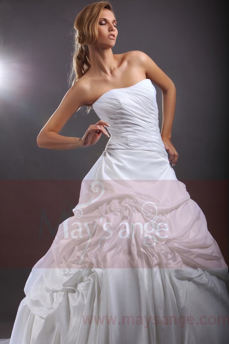 Beach wedding dress Alyssa for marriage ceremony - Ref M053 - 01