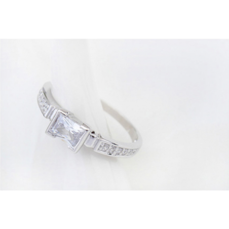 Bague En Argent Sterling Avec Strass Et Pierre Rose Carrée - Occasion - Style Élégant