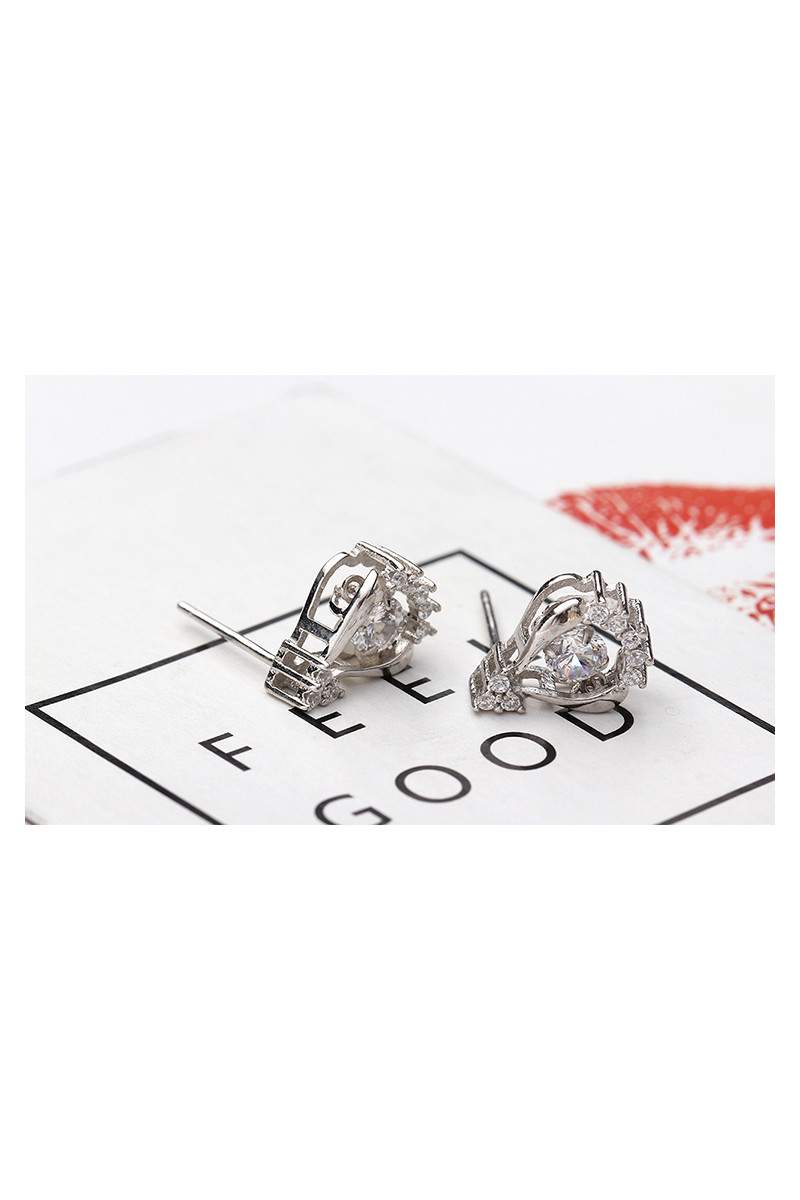 Bijou oreille femme tendance en argent sterling fermoir clou - Ref 28955 - 01