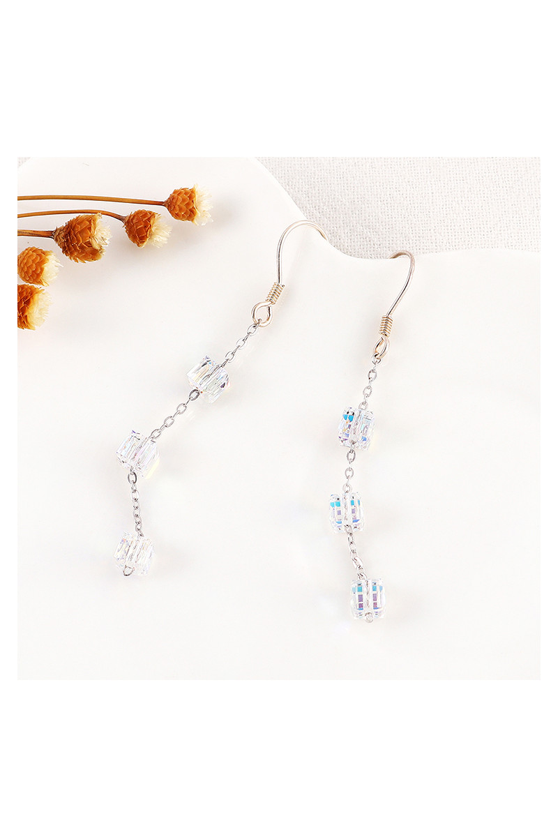 Crochet wedding earrings silver white crystal cubes pendants - Ref 31409 - 01