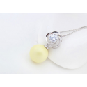 Collier avec une perle jaune et cristal blanc chaîne en argent - Ref 22014 - 04