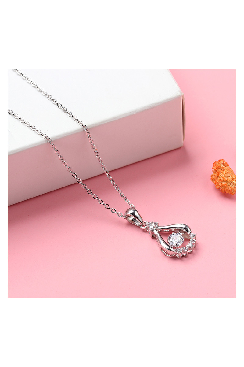 Medaille Zum Hundertjährigen Jubiläum Der Virgen Del Pilar - Aceros De