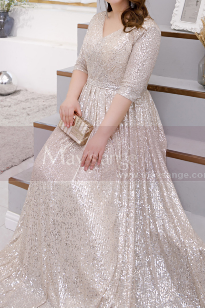 V Neck Plus Size Evening Gowns Cream Colour With 3/4 Sleeves - Ref L2232 - 01