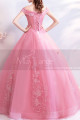 Robe de princesse rose en tulle brodé avec manches tombantes - Ref L2361 - 03