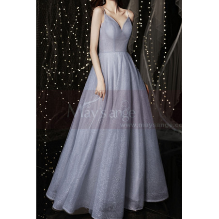 Robe de cérémonie en tulle élégante avec haut stylé avec plumes et manches tombantes
