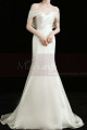 Very classy wedding dress in thick satin with chic bustier and with bow and lacing at the back - Ref L2374 - 05