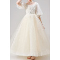 Robe princesse petite fille blanc cassé en tulle douce avec manches bouffantes - Ref TQ023 - 02