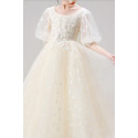 Robe princesse petite fille blanc cassé en tulle douce avec manches bouffantes - Ref TQ023 - 04