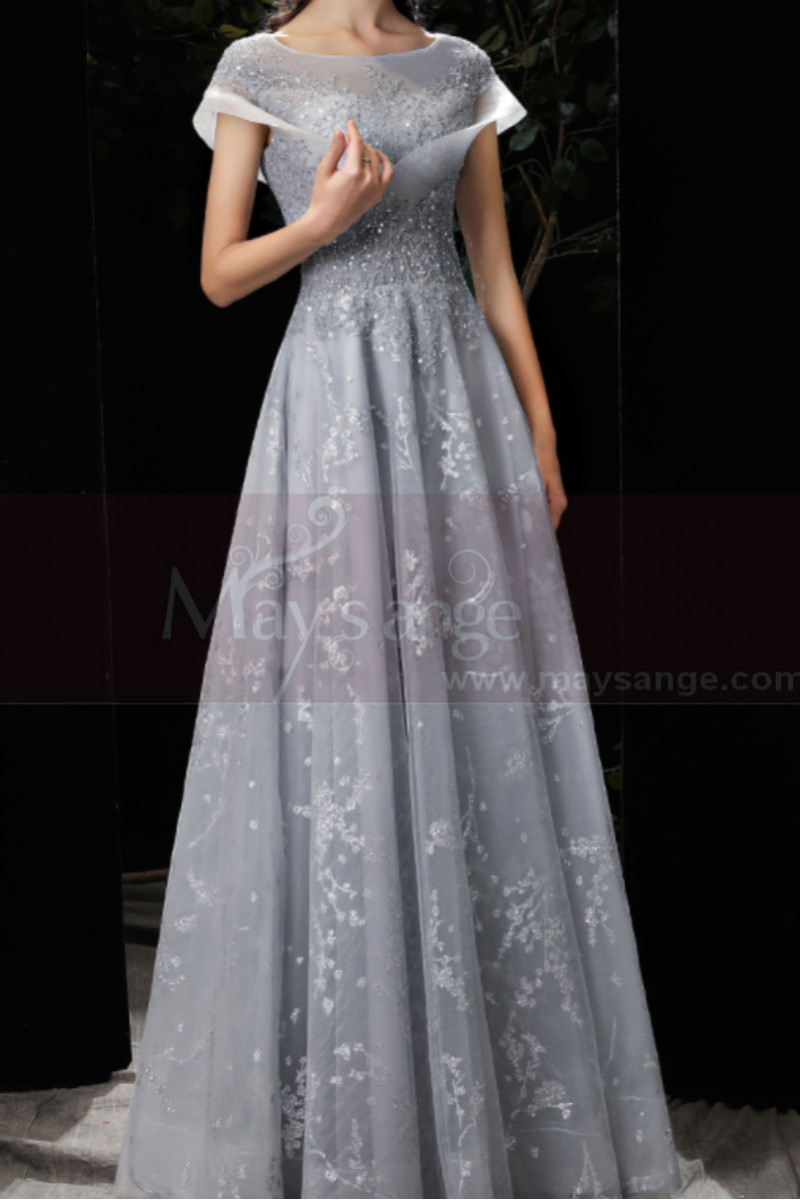 Very chic evening dress in soft tulle with embroidered top and charming lacing on the stylish back - Ref L2381 - 01