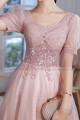 Robe longue rose pastel en tulle pailleté haut et manches courtes ravissantes pour soirée - Ref L2383 - 04