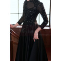 Robe longue habillée pour cérémonie en satin noir avec haut et manches chics en guipure - Ref L2397 - 05