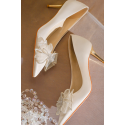 Beige wedding pumps with stylish bow on the front - Ref CH131 - 03