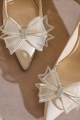 Beige wedding pumps with stylish bow on the front - Ref CH131 - 05