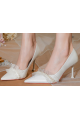 Classy white pumps with pretty pearl pattern on the front for wedding - Ref CH133 - 02