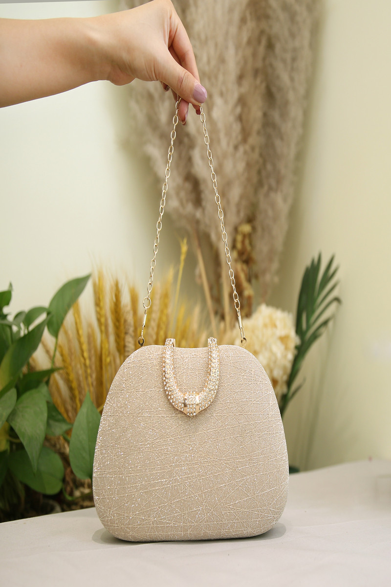 Pochette glamour avec chaîne argenté couleur beige - Ref SAC1233 - 01