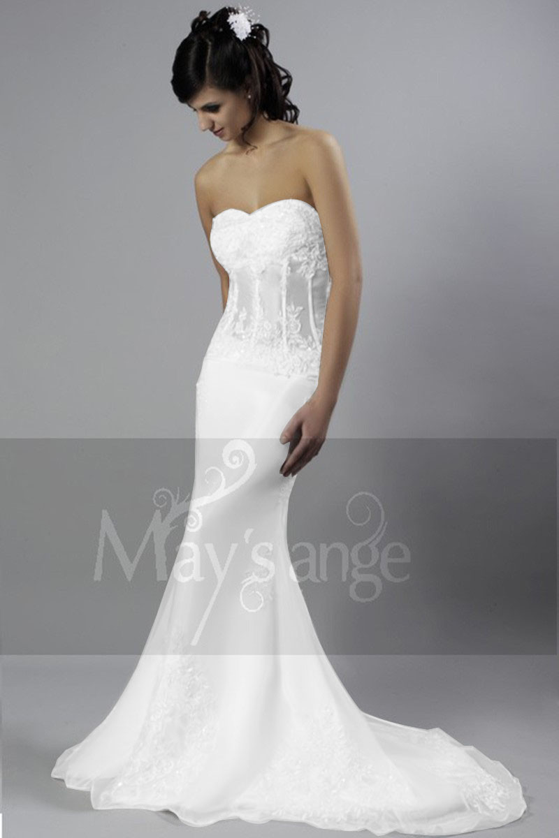 Lace wedding dress Paris with long train and transparent bustier - Ref M023 - 01