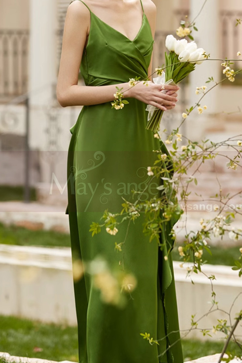 copy of Red satin evening dress with double V neckline and small decorations on the straps - Ref C2058 - 01