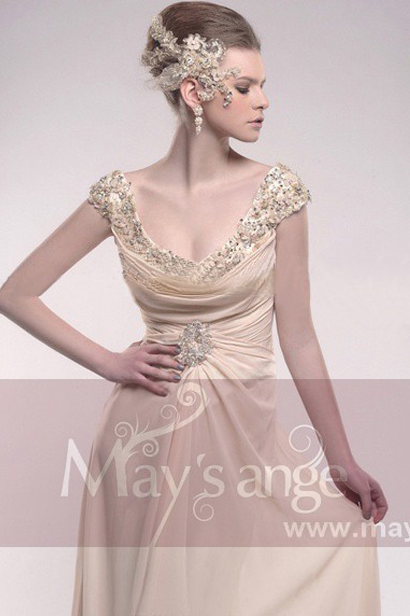 Robe longue élégante et broderies vente robe en ligne - Ref L212 - 01 Robe longue élégante et broderies vente robe en ligne - Ref L212 - 01