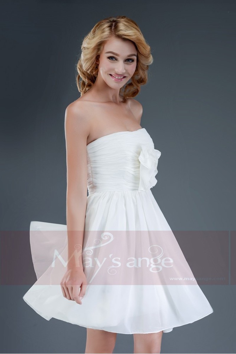 Robe cocktail blanche bustier courte Soleil plissé - Ref C089 - 01 Robe cocktail blanche bustier courte Soleil plissé - Ref C089 - 01
