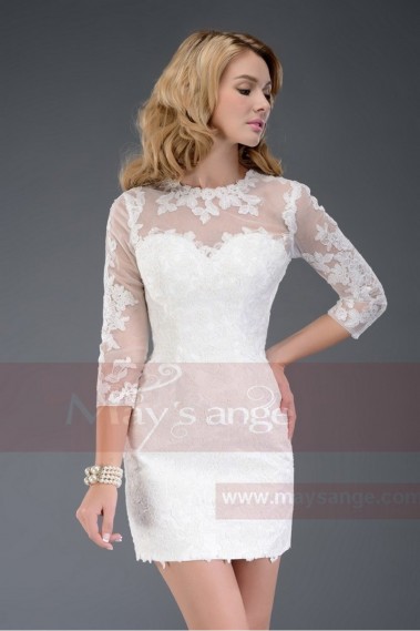 Robe de cocktail blanche avec manches en dentelle - C508 #1